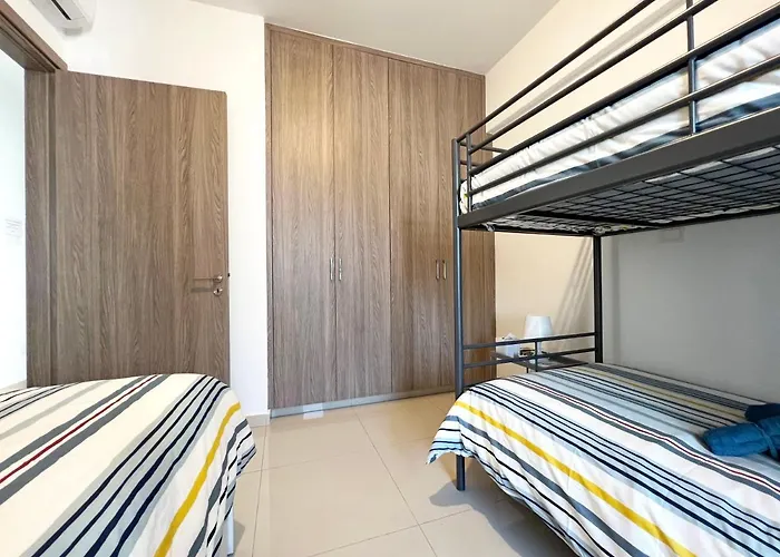 Albert\'S Apartment St. Lazarus 401